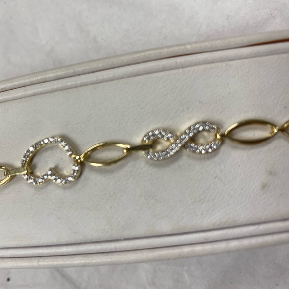 Jewelry - NEW 14K Gold Braclet